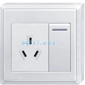 1421曼奈柯斯IP44明裝插座32A 3P