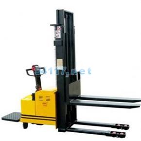CDD20 2T-1.6M堆高車載重2噸，提升1.6米